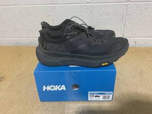 lot 139 image: HOKA Mens Transport Gore-tex Sneaker, Size 9.5