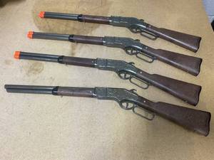 lot 436 image: LOT of 4 Toy Cap Guns