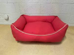 lot 443 image: Red Dog Bed, Measures 77 x 60