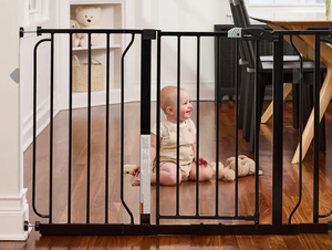lot 149 image: Regalo Easy Step Extra Wide Black Safety Gate