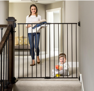 lot 152 image: Regalo 2-in-1 Extra Tall Easy Swing Stairway and Hallway Walk Through Baby Gate