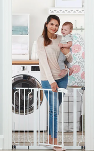 lot 158 image: Regalo Easy Step Safety Gate