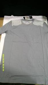 lot 153 image: 3 Under Armor Mens Heat Gear Light Grey&nbspSmall Shirt MSRP $105