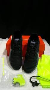 lot 198 image: Nike Zoom Rival M-9 & S-9