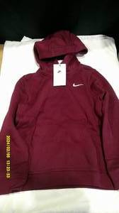 lot 199 image: 2 Nikes Youth Boys Deep Maroon Small Training Hoodies MSRP $80