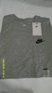 lot 187 image: 3 Nikes Mens Small Grey Tee Classic MSRP $75