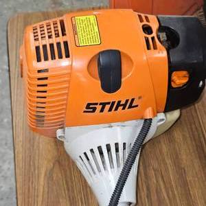 lot 18 image: Stihl Hi Volume, Like New, Leaf Blower