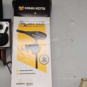 lot 26 image: New in Box, Minnkota Endura Max, 12V Trolling Motor, 55lb thrust, 42 Shaft