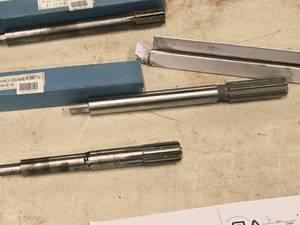 lot 794 image: Lot of (2) 1 HSS Chucking Reamers