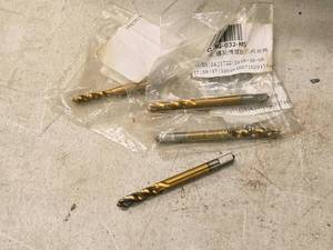 lot 816 image: Lot of (4) High Speed Spiral Taps - 38-16, 516-18