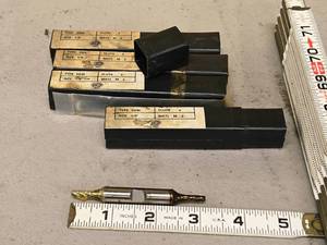 lot 838 image: Lot of (4) Addison - 18 4 Flute Double-Sided End Mill