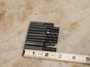 lot 909 image: Lot of (10) 4 Flute Carbide End Mill - 18 (x1), 516 (x1), 316 (x2), 14 (x6)