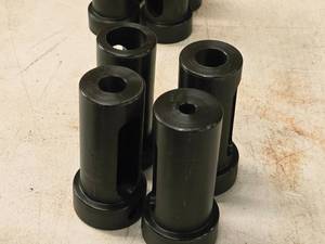 lot 925 image: Lot of (4) Tool Holder Bushings