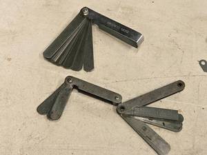 lot 927 image: Lot of (3) Thickness Gauges