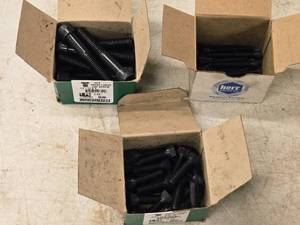 lot 951 image: Lot of (3 Boxes) Hex Socket Head Cap Screws - 38-16x1-14, 12-13x3, 14-20x2