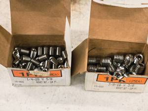 lot 961 image: Lot of (2 Boxes) Socket Set Screws Cup Pt. 38-16x38, 14-28x38
