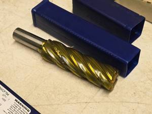lot 802 image: 1-18 4 Flute Single End Long HSS End Milling Bit DWCF754 with Case