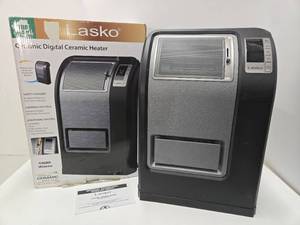 lot 124 image: Working LASKO Heater