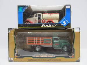 lot 63 image: 2 Diecast Metal Advertising Trucks - Texaco & Menards