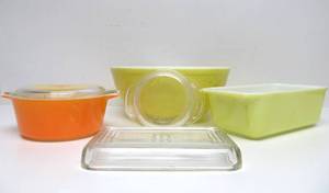 lot 12 image: Group of Vintage Yellow & Orange PYREX Baking Dishes