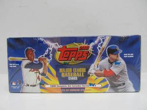 lot 44 image: Factory Sealed Topps Baseball Card Set - 2000 Both Series 1 & 2