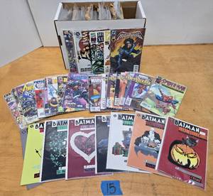 lot 175 image: LARGE Estate Lot of Assorted Newer Superhero & other Comic Books #15
