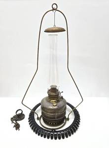 lot 147 image: Antique Hanging JUNO Oil Lamp