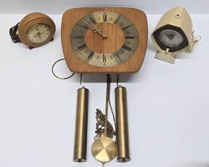 lot 149 image: Lot of 3 Vintage Clocks Including Nice Mid Century BRIXON Wall Clock