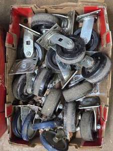 lot 194 image: Group of Larger Heavy Duty Industrial Caster Wheel Sets