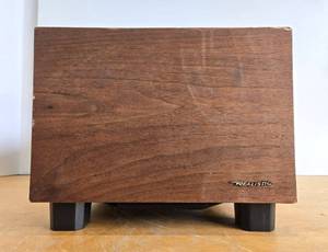 lot 226 image: Working Vintage REALISTIC 12 Subwoofer