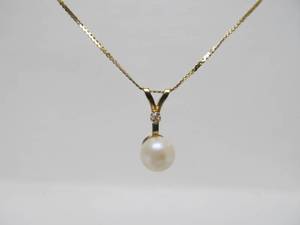 lot 204 image: 14K Solid Gold Necklace wPearl & Small Diamond