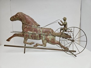 lot 6 image: Fantastic Large Vintage Horse & Driver Sulky Racing Weathervane 