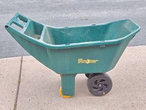 lot 133 image: AMES Easy Roller Plus Garden Cart
