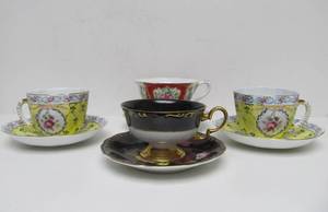 lot 305 image: Lot of Vintage Collectible Hand Painted Tea Cups And Saucers