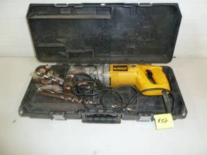 lot 52 image: Dewalt Angle Drill #DW120