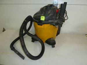 lot 97 image: Shop Vac 3.5 Hp Yellow