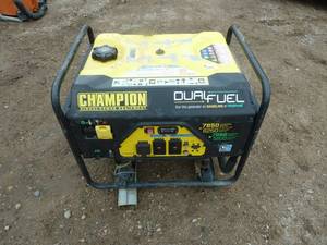 lot 105 image: Champion Generator Dual Fuel 7850 watt
