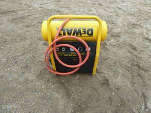 lot 108 image: Dewalt Portable Compressor