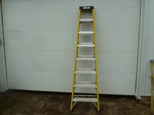 lot 112 image: Rock River Fiberglass Ladder 8 Yellow