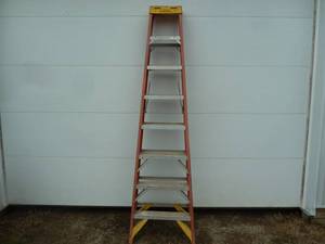 lot 115 image: Werner Fiberglass Ladder 8 Orange