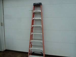 lot 121 image: Werner Fiberglass Ladder 8 Orange