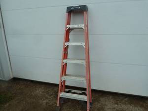 lot 129 image: Werner Fiberglass Ladder 6 Orange