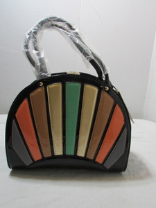 lot 7 image: Diophy Handbag