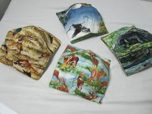 lot 49 image: Bowl Cozies