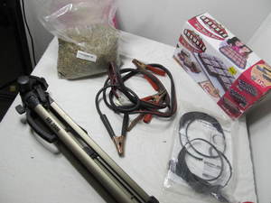 lot 67 image: Tripod, MISC