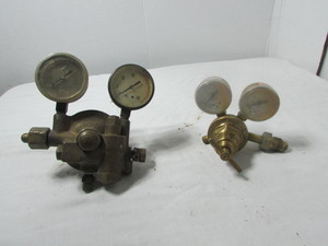 lot 93 image: Vintage Regulators