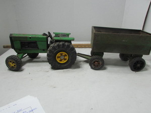 lot 134 image: Vintage Tonka Tractor