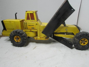 lot 143 image: Vintage Mighty Tonka Road Grader