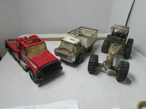 lot 152 image: Vintage Toys