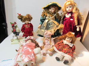 lot 193 image: Vintage Porcelain Dolls